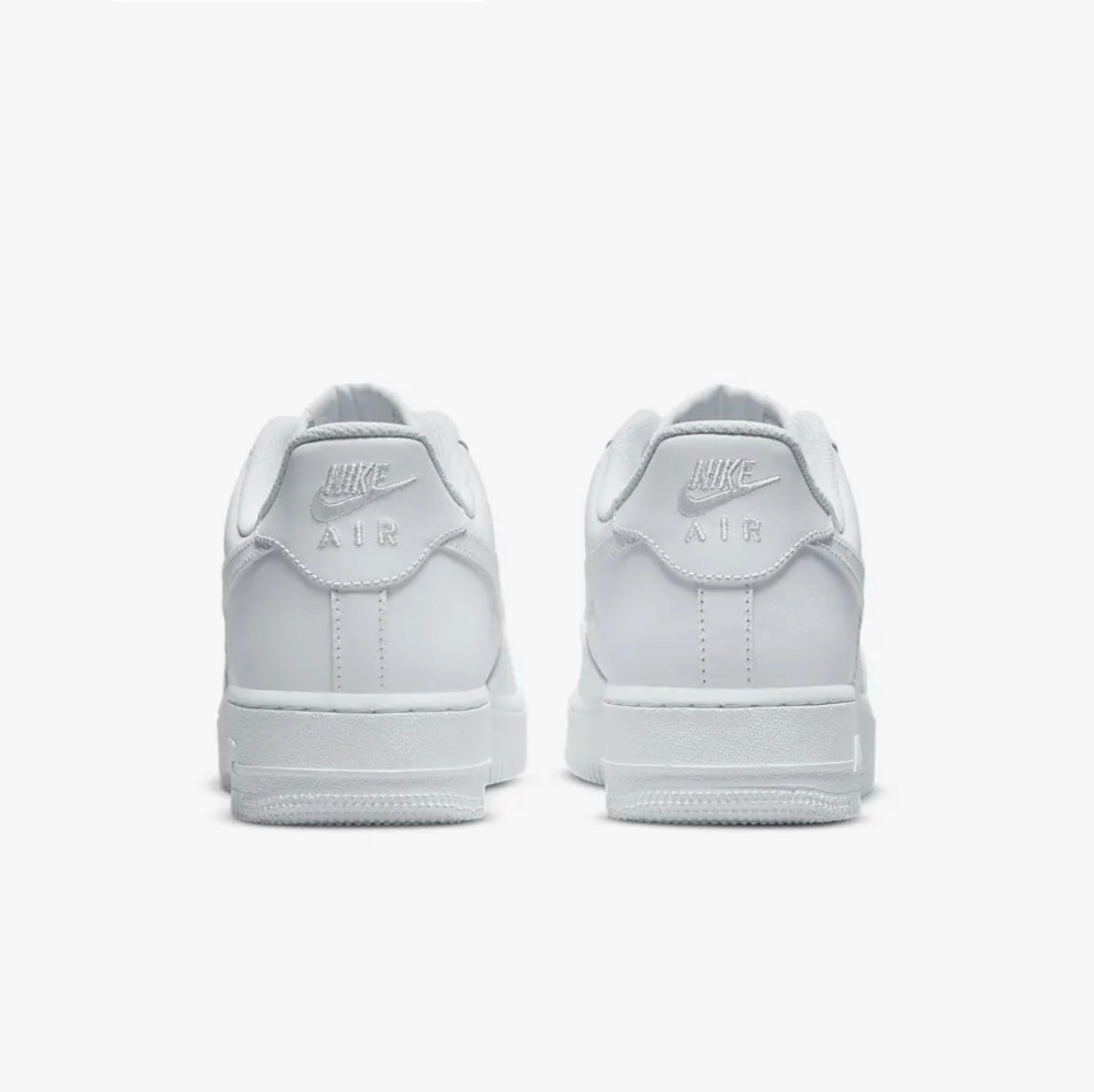 Nike AIR FORCE 1 ‘07