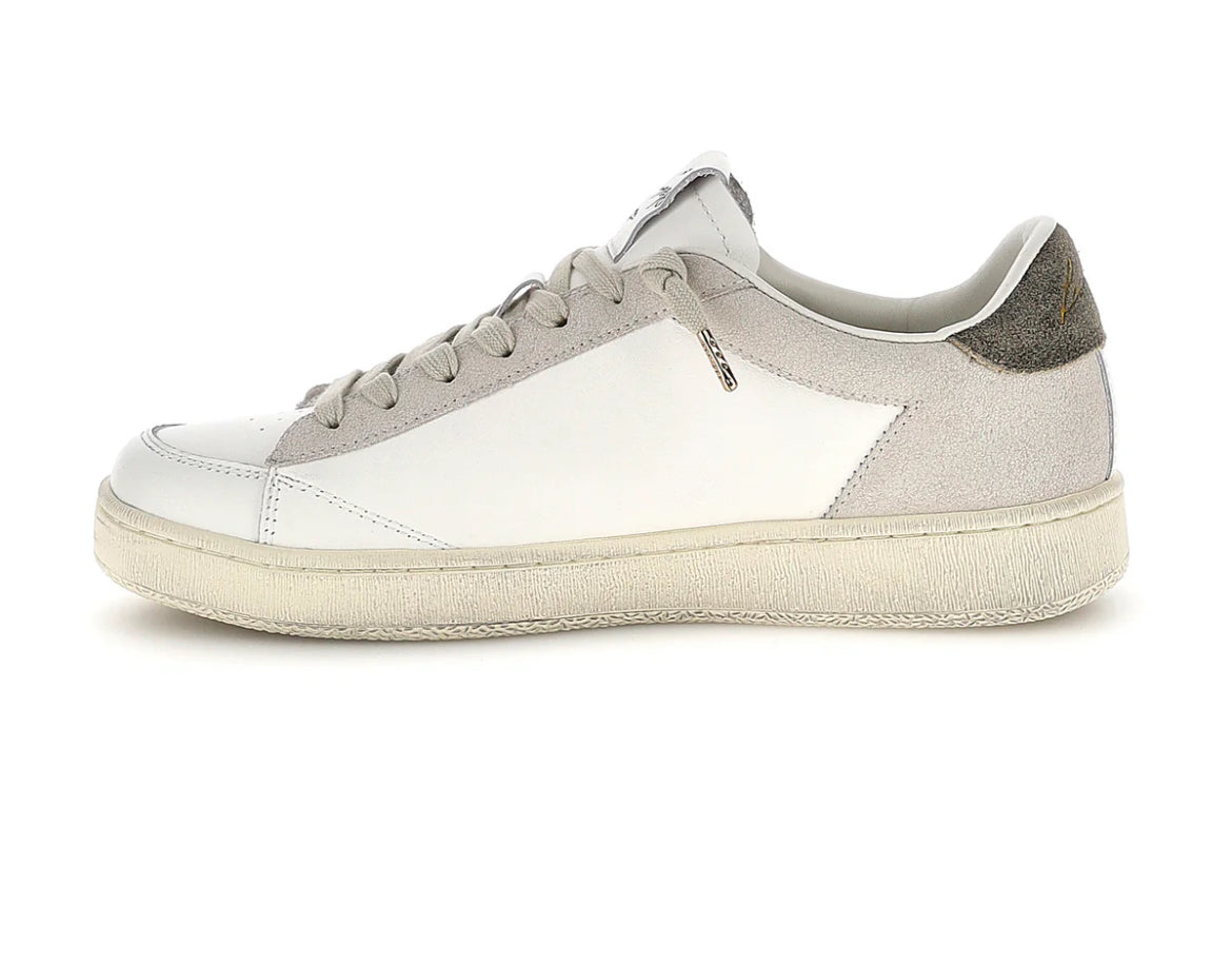 SCARPE LOSANGA '76 CRACK BIANCO
221893-1PL